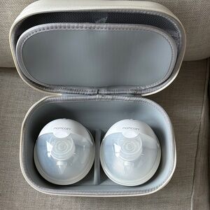 Momcozy M5 Portable Breast Pump Set with Case